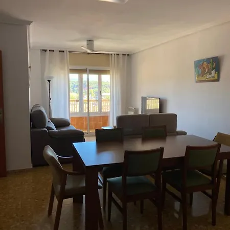 380 Delicia De * テルエル